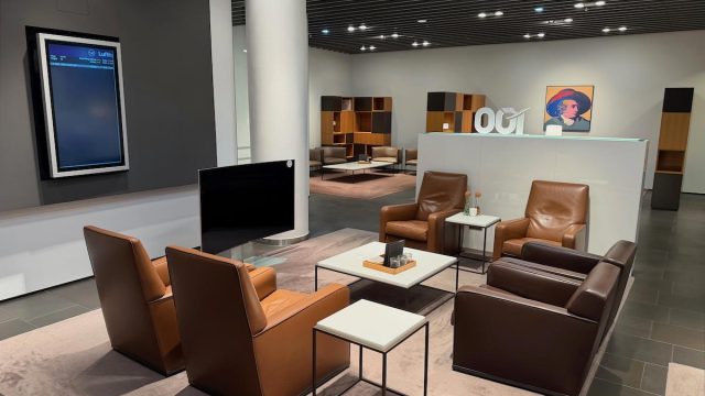Exploring Lufthansa's Exclusive First Class Experience at FRA | top winning slots, 32red games, whit